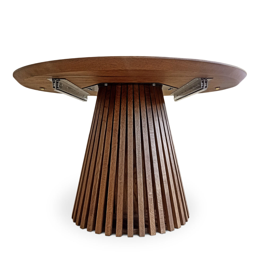 Vivien Extendable Round Dining Table in Chocolate Oak | S10Home