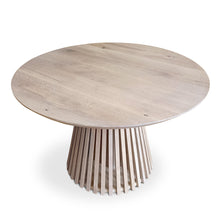 Vivien Extendable Round Dining Table in Cotton Oak