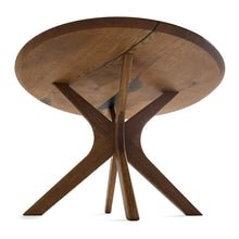 Bibi Extendable Round Dining Table in Solid Oak | S10Home