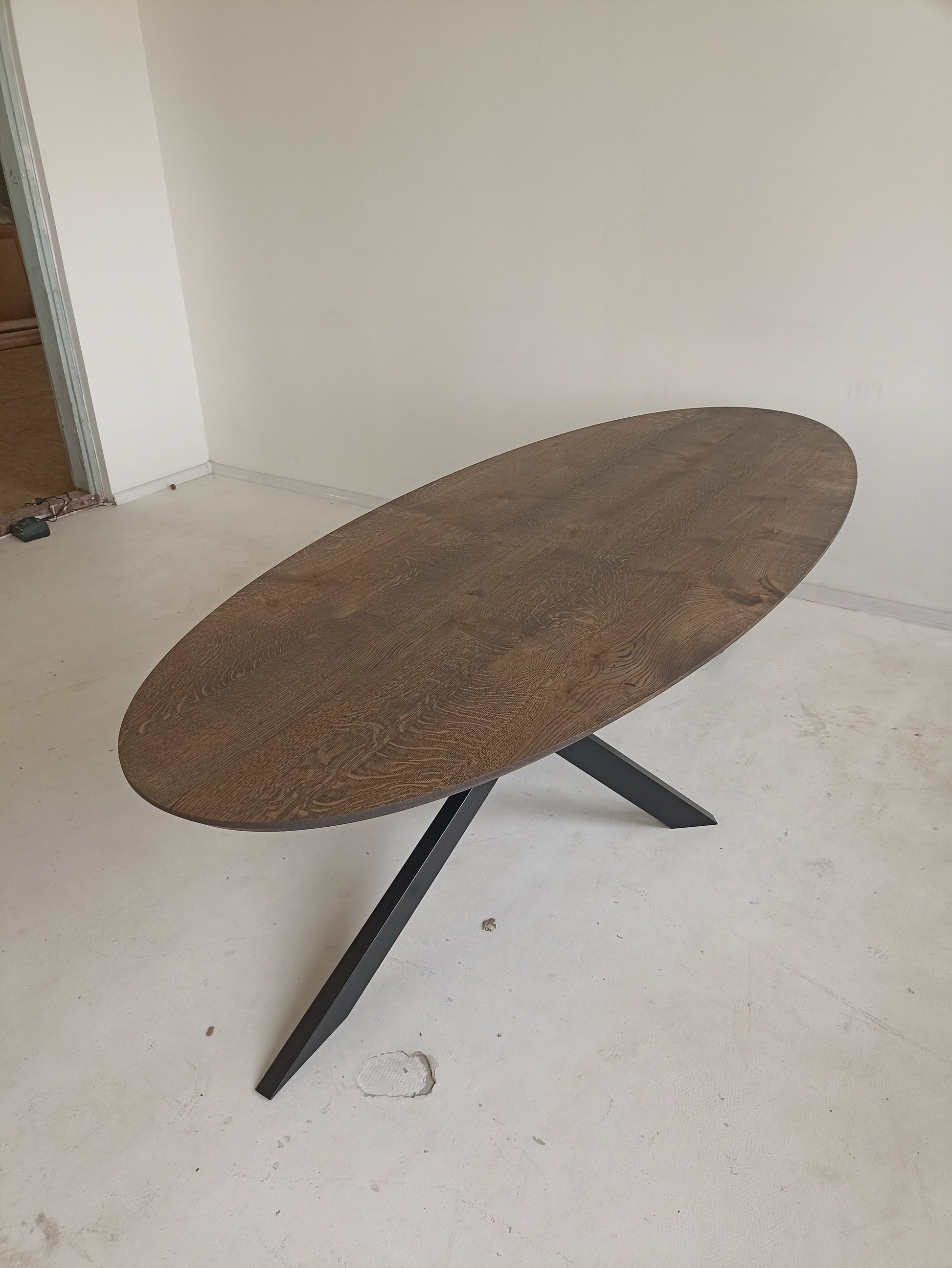 Oval Oak Dining Table | Solid Wood | S10Home