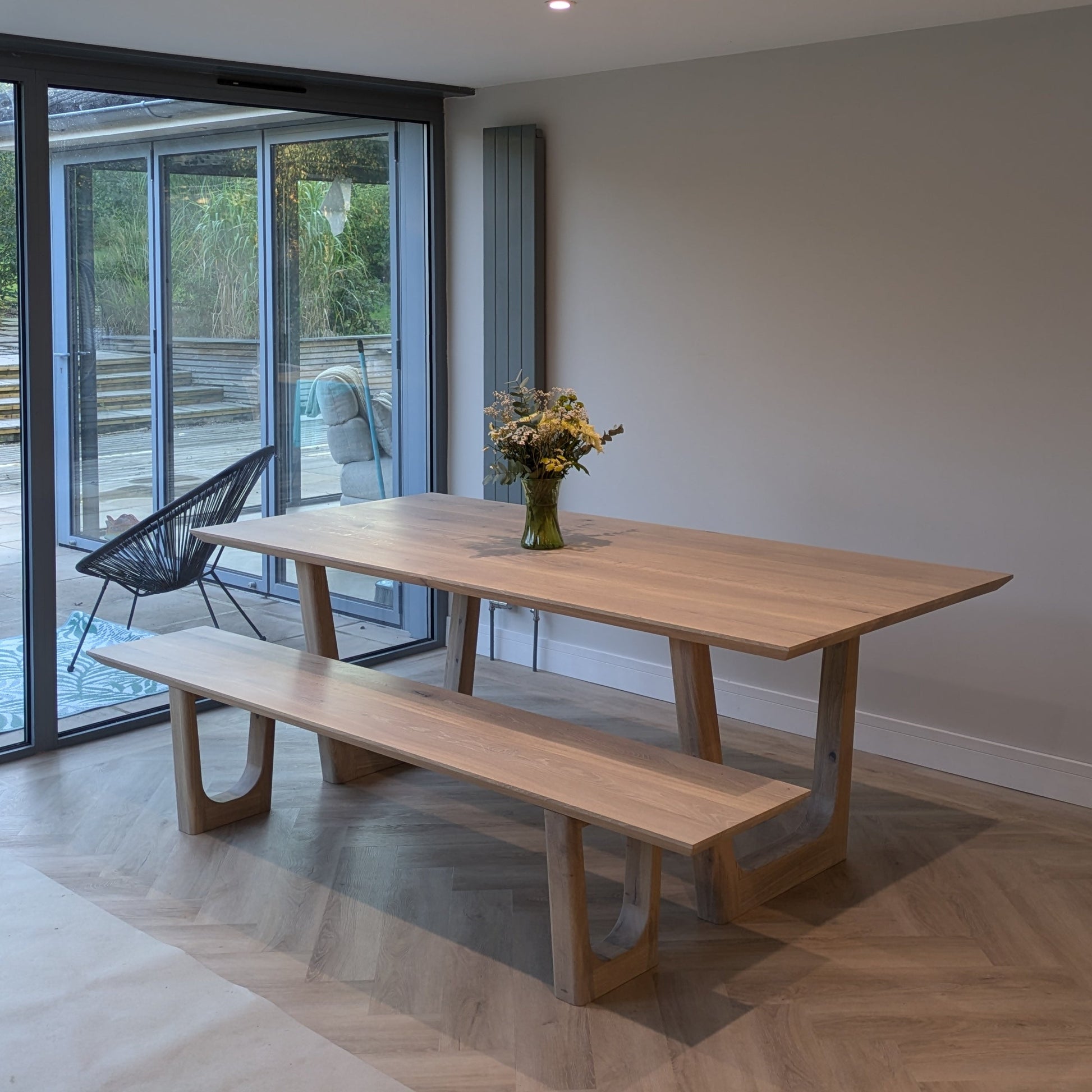Lilian Extendable Dining Table in Solid Oak | S10Home