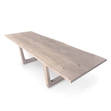 Lilian Extendable Dining Table in Solid Oak | S10Home
