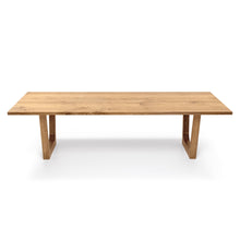 Lilian Extendable Dining Table in Solid Oak | S10Home