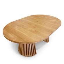 Vivien Extendable Round Oak Dining Table | S10Home