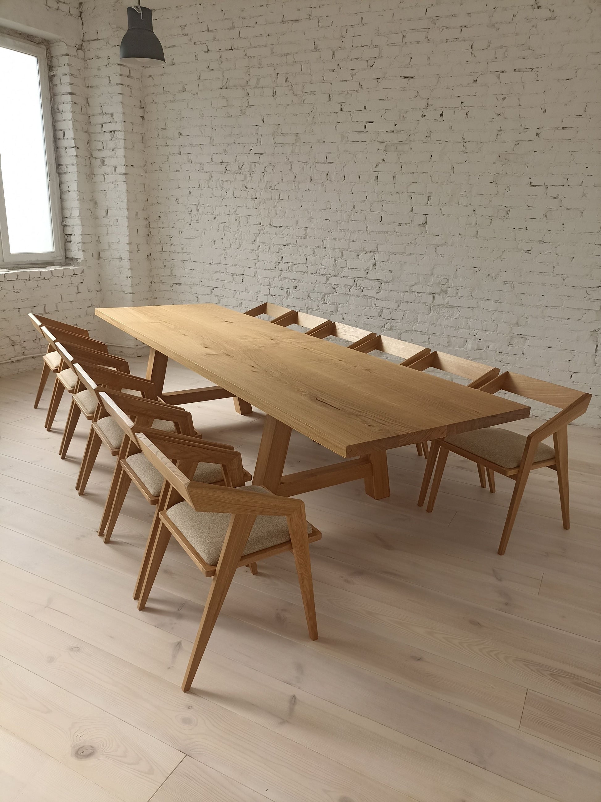 Clara Extendable Oak Dining Table | Solid Wood | S10 Home