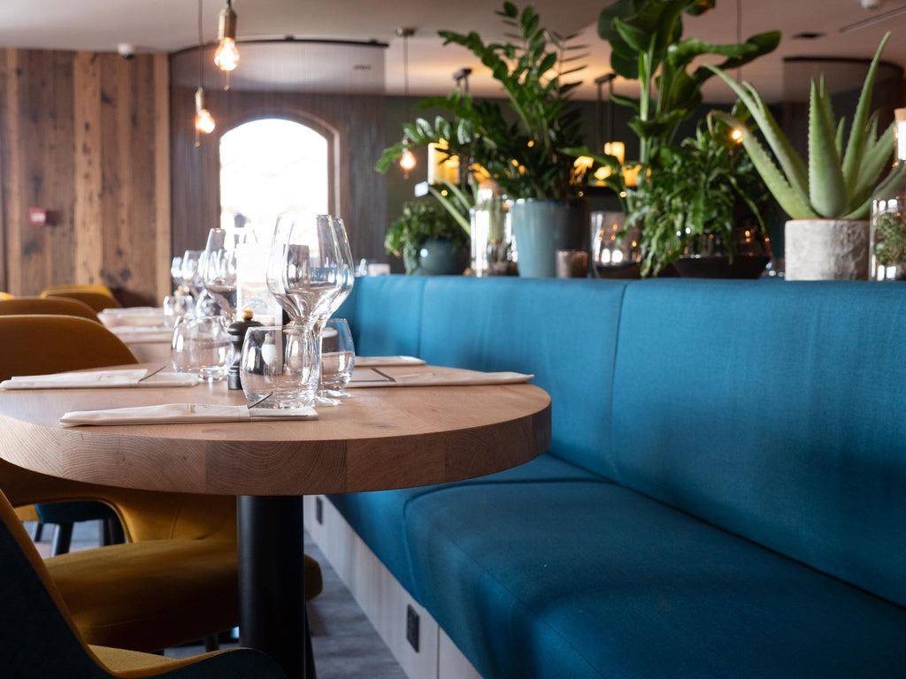 Round Pedestal Bistro Table in Solid Oak