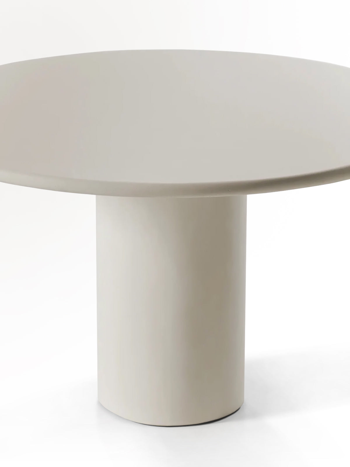 Frida Round Dining Table in Cement | Microcement | S10Home