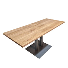 Lilly Extendable Oak Dining Table | S10Home