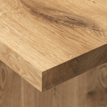 Windsor Extendable Oak Dining Table | Solid Wood | S10Home