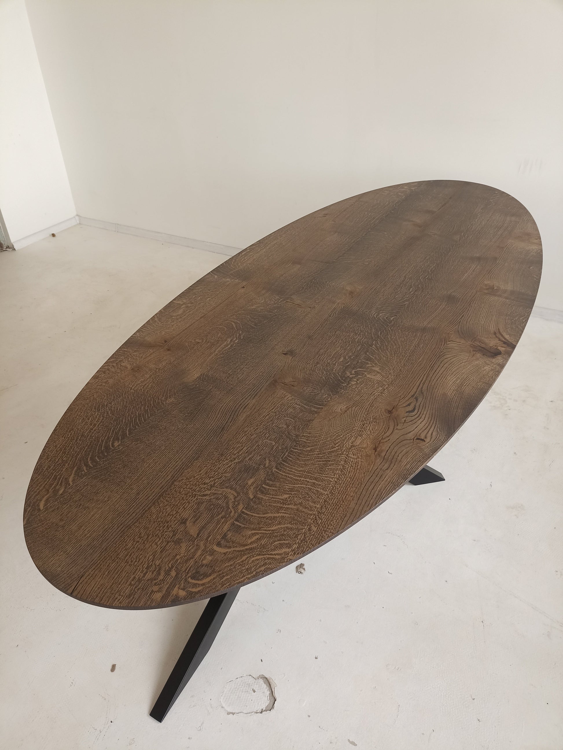 Oval Oak Dining Table | Solid Wood | S10Home